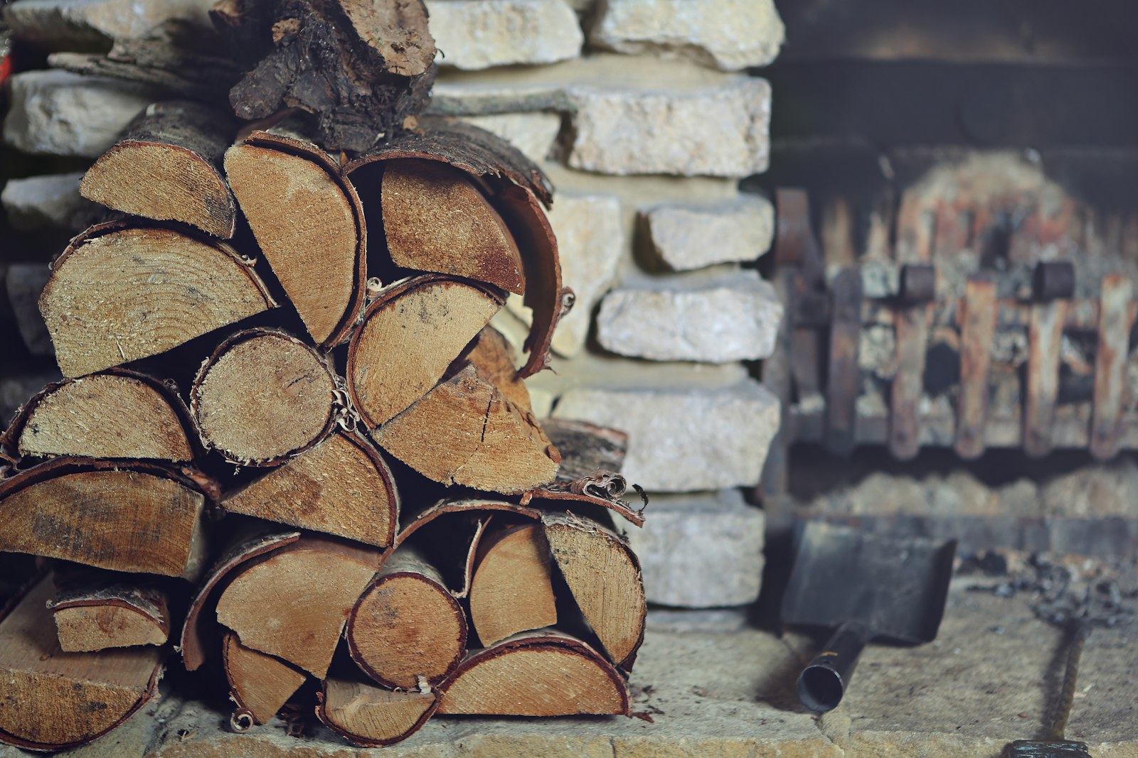 Grillen mit Holz Glut